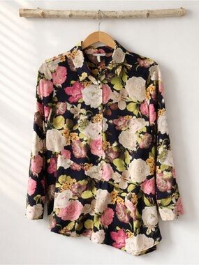 Cato Navy Floral Button-Up Blouse | Pink & Yellow Roses | Asymmetrical Hem | Sm